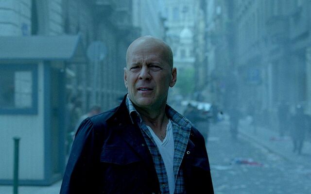 File:A-Good-Day-to-Die-Hard-Bruce-Willis.jpg