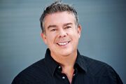 Elvis Duran