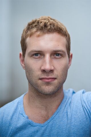 File:Jai Courtney 01.jpg