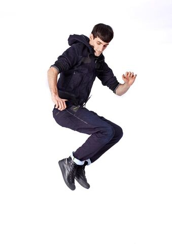 File:Leo Mel Joggjeans 1.jpg