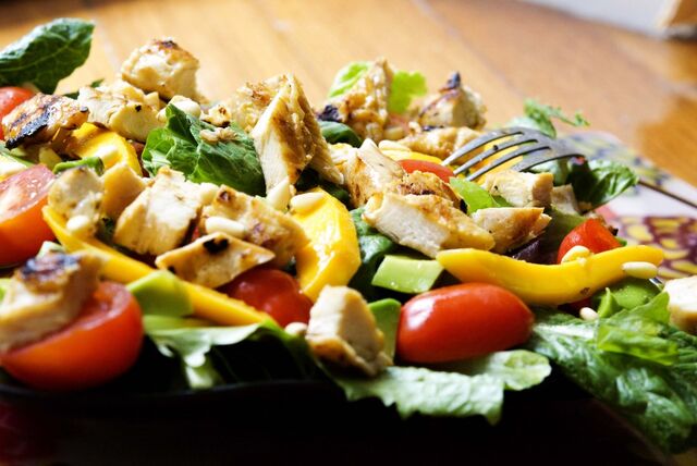File:Grilled-Turkey-Mango-Summer-Salad.jpg