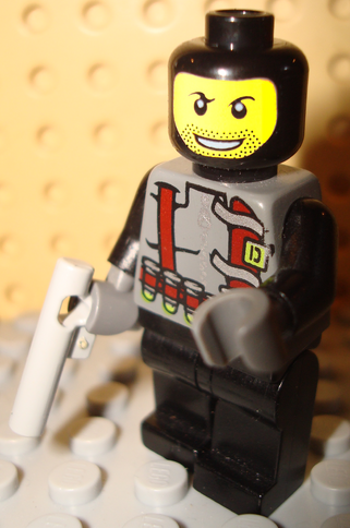 File:DADust-YellowFace.png