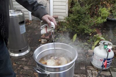 Deep-fried-turkey
