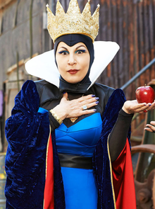 Evil Queen | Descendants Wiki | FANDOM powered by Wikia