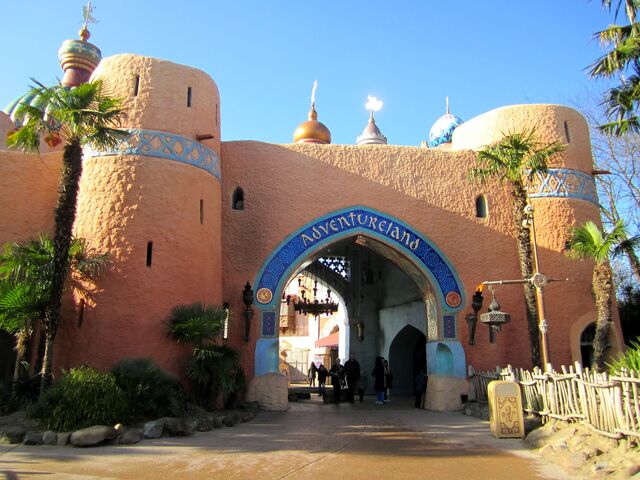 File:Adventureland (Disneyland Paris).jpg
