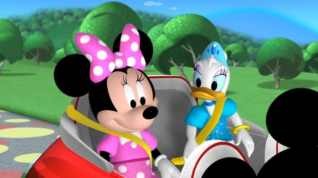 File:Daisy dancing outfit.jpg