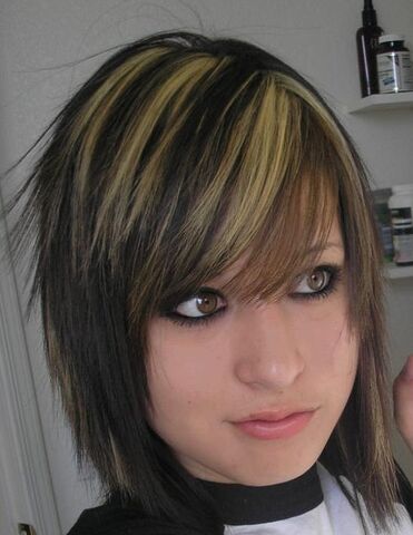 File:Emo-girl05.jpg