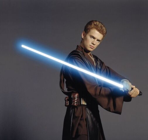 File:Hayden-Christensen-Attack-of-the-Clones.jpg