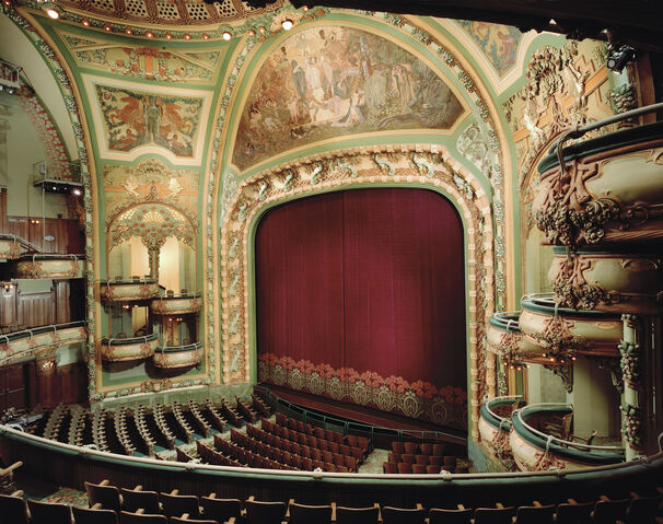 File:The New Amsterdam Theatre.jpg
