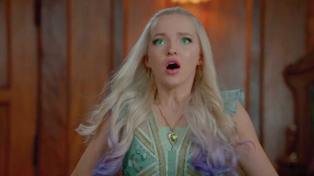 File:Descendants-2-10.jpg