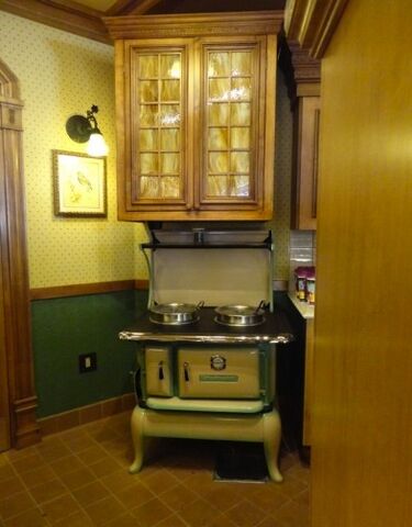File:Jolly Holiday Soup Station.jpg