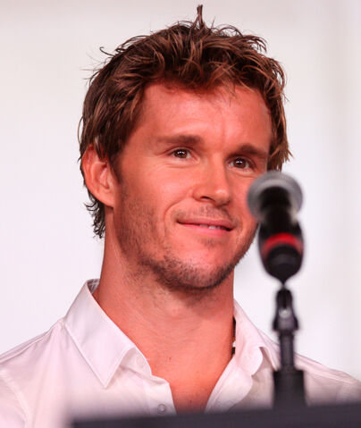File:Ryan Kwanten by Gage Skidmore.jpg