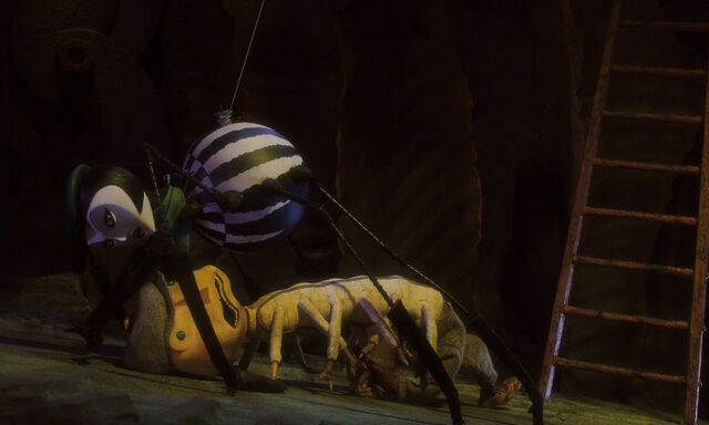 File:James-giant-peach-disneyscreencaps.com-2396.jpg