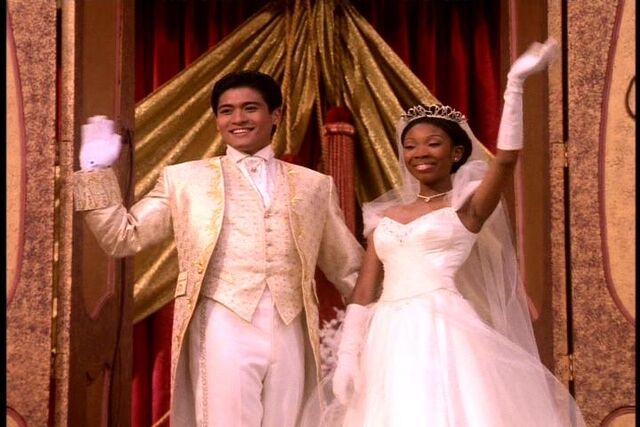 File:Cinderella-rodger-and-hammerstein-E2-80-99s-cinderella-15308070-720-480.jpg