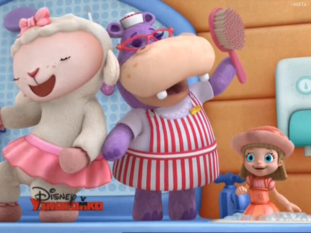File:Lambie, hallie and peaches pie.jpg