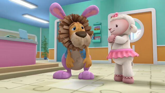 File:Lambie and stanley.jpg