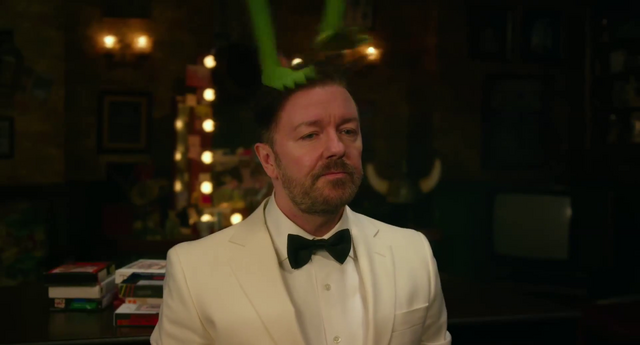 File:MMWtrailerNov20-0096.png