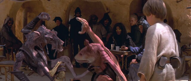 File:Starwars1-movie-screencaps.com-4158.jpg