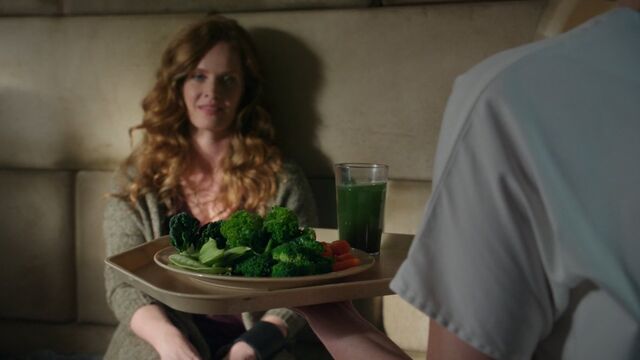 File:Once Upon a Time - 5x06 - The Bear and the Bow - Broccoli.jpg