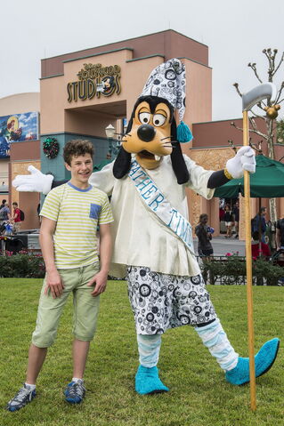 File:Nolan-Gould-at-Disney.jpg