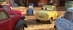 Cars2-disneyscreencaps.com-6521