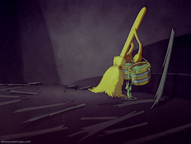 File:Fantasia-disneyscreencaps com-2522.jpg
