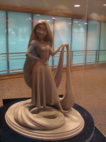 File:Rapunzel Maquette .jpg
