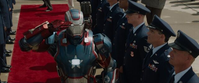 File:Eric-savin-in-iron-patriot-armor.jpeg