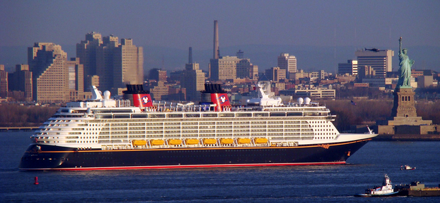 File:800px-Disney Fantasy arriving in New York.png