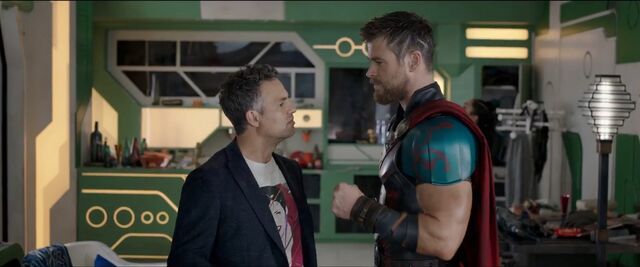 File:Thor Ragnarok 58.jpg