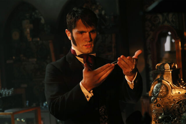 File:Once Upon a Time - 6x04 - Strange Case - Photgraphy - Mr. Hyde 8.jpg