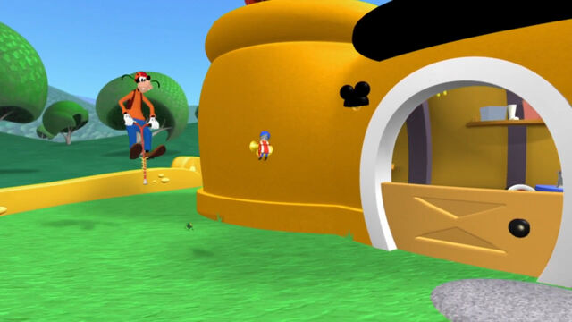 File:Goofy goes after the little toy marcher.jpg