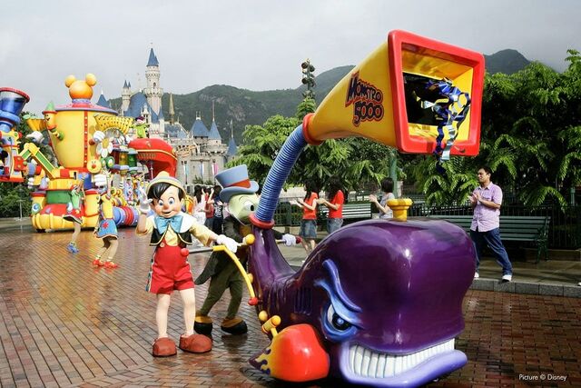 File:Mickey's WaterWorks Monstro.jpg