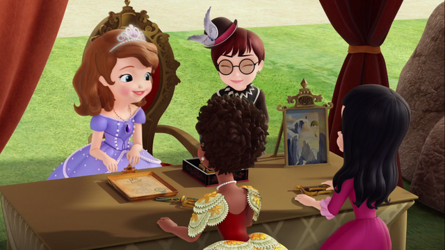 File:PrincessZooeyClub8.png