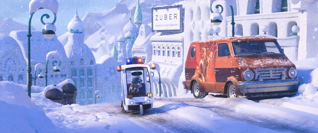 File:Zootopia-easter-eggs-baymax-olaf.jpg
