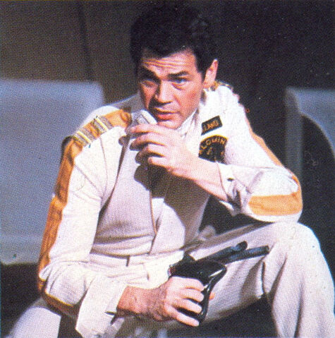 File:Captain Dan Holland 03.jpg