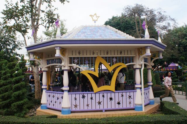 File:Fantasy Gardens 06.jpg