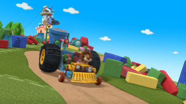 File:Welcome to McStuffinsville-298.jpg