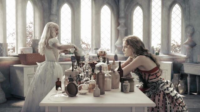 File:Alice-in-wonderland-disneyscreencaps.com-7708.jpg
