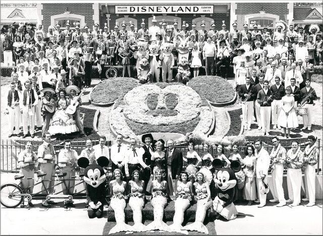 File:Disneyland59.jpg