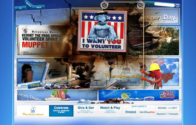 File:Disneyparksgive.com-16.jpg