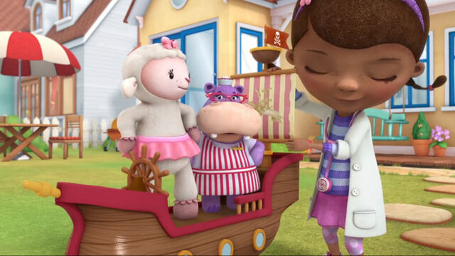File:Lambie, hallie and doc.jpg