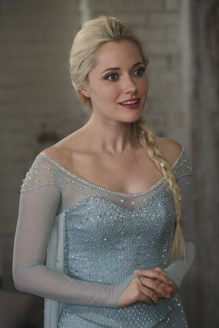 Tập tin:Georgina Haig Elsa OUAT.jpg