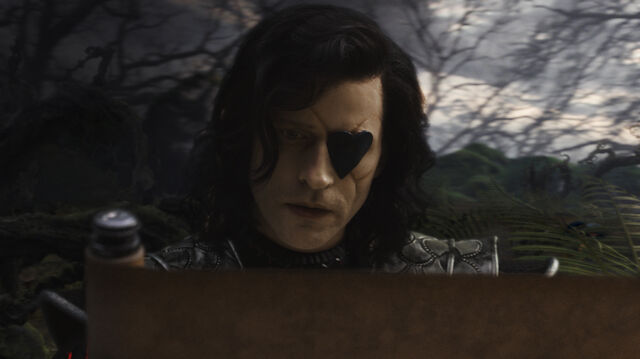 File:Tim Burtons Alice in Wonderland 07.jpg