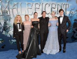 Maleficent cast Hollywood premiere.jpg
