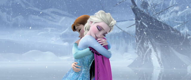 File:Elsa-Anna.jpg