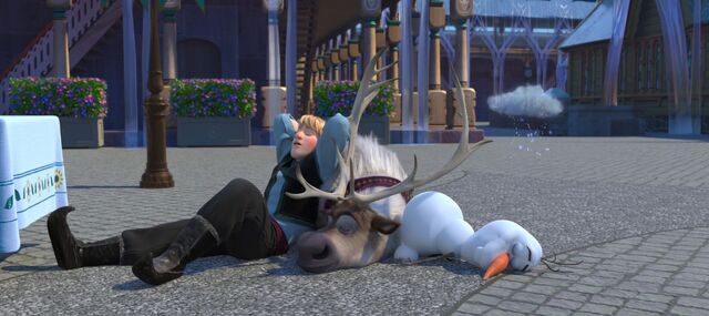 File:Frozen-fever-disneyscreencaps com-290.jpg