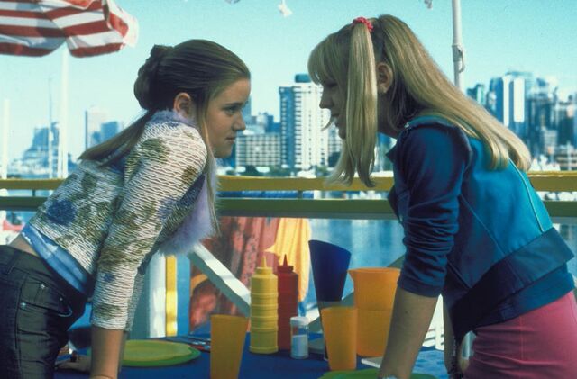 File:Zenon-girl-of-the-21st-century-1999-tv-05-1-g.jpg