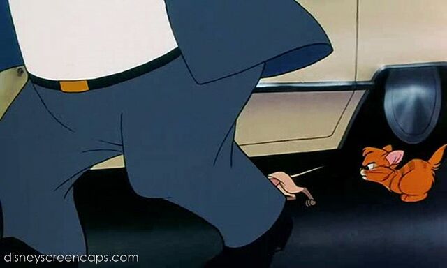 File:Oliver-disneyscreencaps.com-3452.jpg