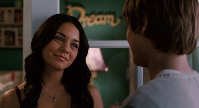 File:Hsm-3-disneyscreencaps.com-8108.jpg